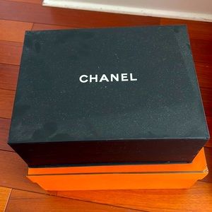 Chanel Box